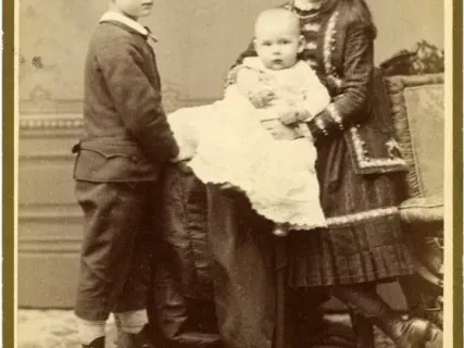 Photograph, Cabinet