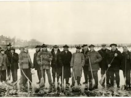 Print, Photographic - Detroit Curling Club Guests of H.E. Dodge - Grosse Pt. Jan. 15th 1916.
