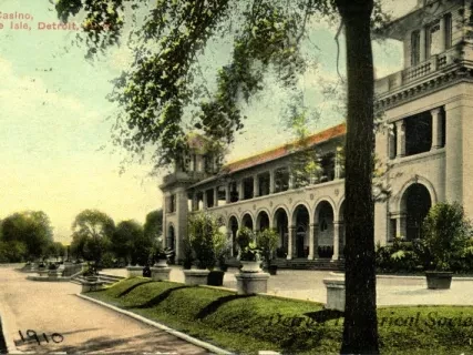 Postcard - Casino, Belle Isle, Detroit, Mich.