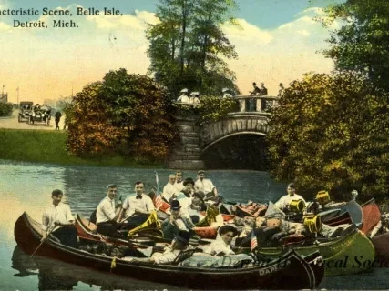 Postcard - Characteristic Scene, Belle Isle, Detroit, Mich.