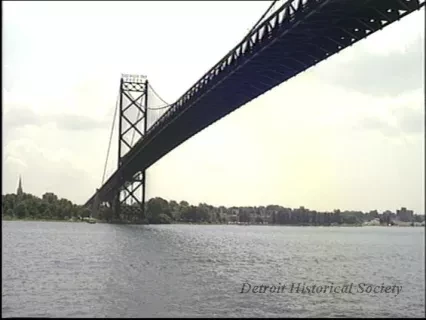 U-Matic - Fire Boat
City from River #3
8-14-90