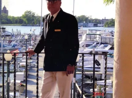 Directory, Membership - Detroit Yacht Club Mainsheet,
2004 Membership Directory & Harbor Registry