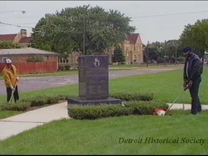 U-Matic - Neighborhood Shots: People/Working/etc..
P.M./Spirit/People Downtown