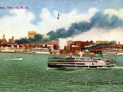 Postcard - Harbor, Detroit, Mich