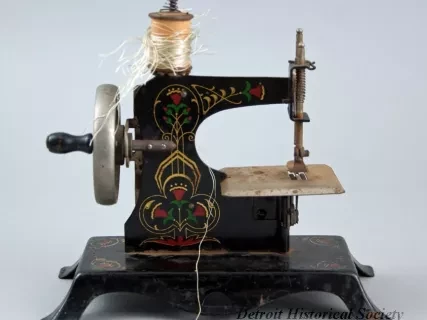 Machine, Sewing