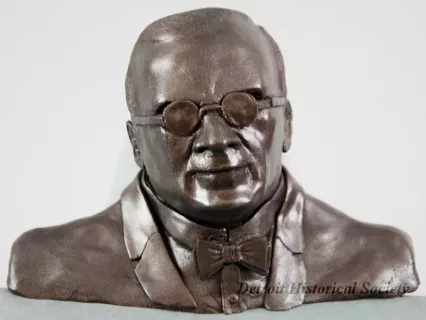 Bust
