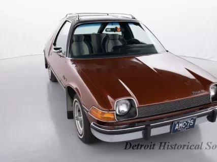 Automobile - 1975 American Motors 2-Door Pacer - Dhs_1982_068_001_arceye_user_01