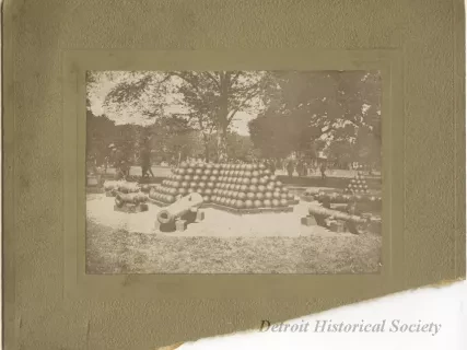 Photograph, Cabinet