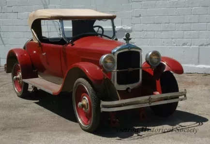Automobile - 1924 Hupmobile Roadster