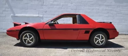 Automobile - 1984 Pontiac Fiero 2M4 2-Door Coupe