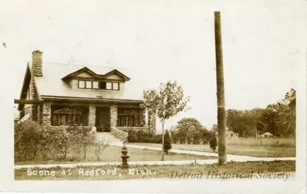 Postcard - Scene at Redford, Mich.