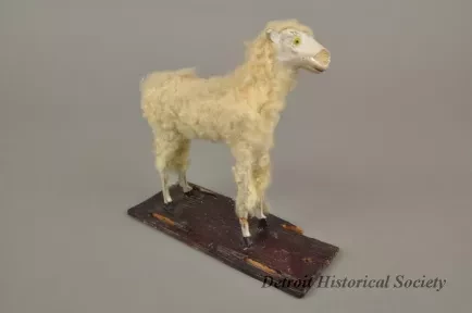 Toy, Pull