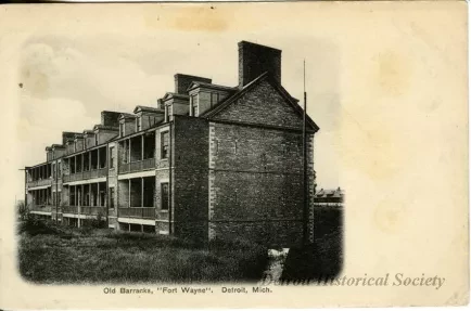 Postcard - Old Barracks, "Fort Wayne". Detroit, Mich.