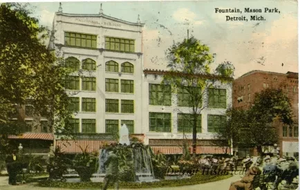 Postcard - Fountain, Mason Park, Detroit, Mich.