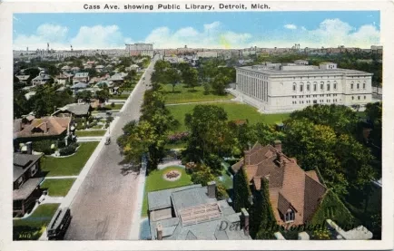 Postcard - Cass Ave. showing Public Library, Detroit, Mich.