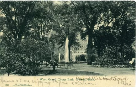Postcard - West Grand Circus Park, Detroit, Mich.