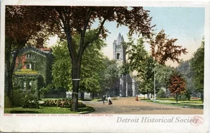 Postcard - Washington Avenue and Grand Circus Park, Detroit, Mich.