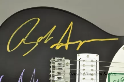 Guitar