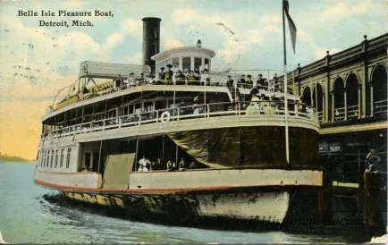 Postcard - Belle Isle Pleasure Boat, Detroit, Mich.
