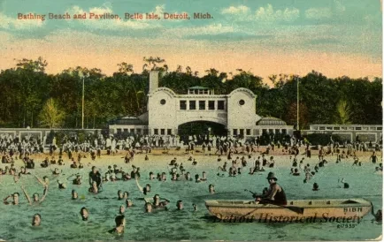 Postcard - Bathing Beach and Pavilion, Belle Isle, Detroit, Mich.