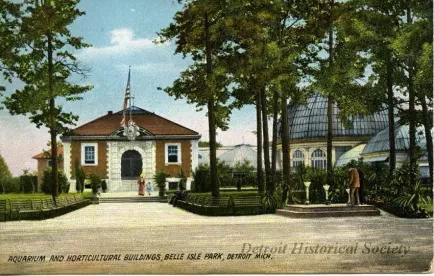 Postcard - Aquarium and Horticultural Buildings, Belle Isle Park, Detroit, Mich.