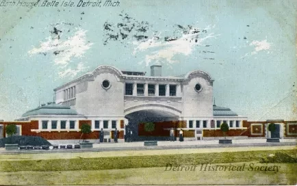 Postcard - Bath House, Belle Isle, Detroit, Mich.