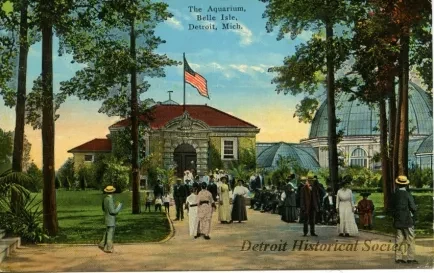 Postcard - The Aquarium, Belle Isle, Detroit, Mich.