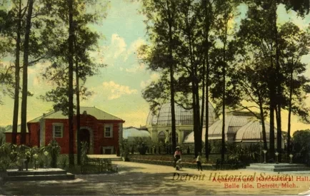 Postcard - Aquarium and Horticultural Hall, Belle Isle, Detroit, Mich.