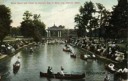 Postcard - Band Stand and Canal on Concert Day at Belle Isle, Detroit, Mich.