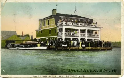 Postcard - Boat Club, Belle Isle, Detroit, Mich.