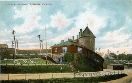 Postcard - C.P.R.R. Station, Windsor, Canada.
