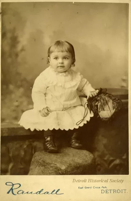 Photograph, Cabinet