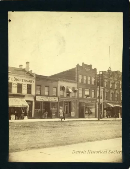 Photograph, Cabinet