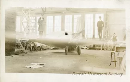 Postcard, Picture