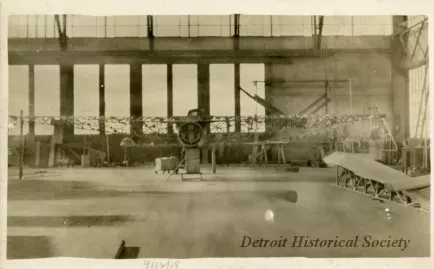 Postcard, Picture