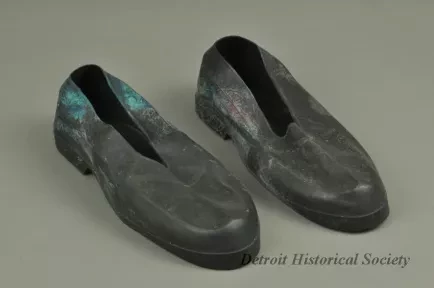Overshoe