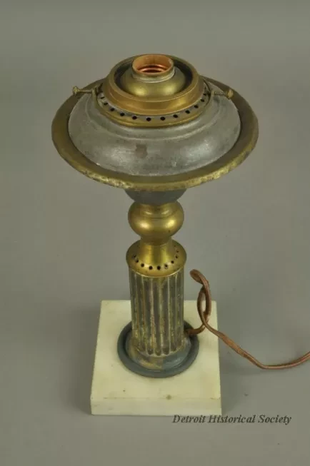 Lamp, Astral