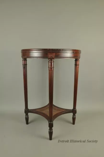 Table, Parlor