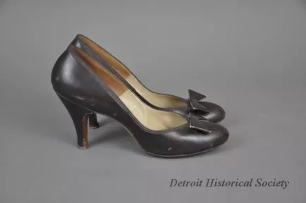 Shoe, Pump