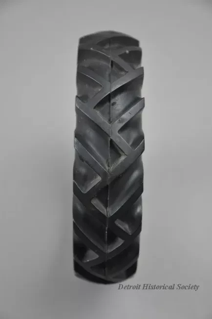 Tire, Tractor