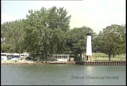 U-Matic - Fire Boat
City from River #2
8-14-90