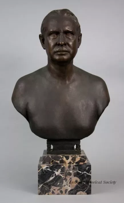 Bust