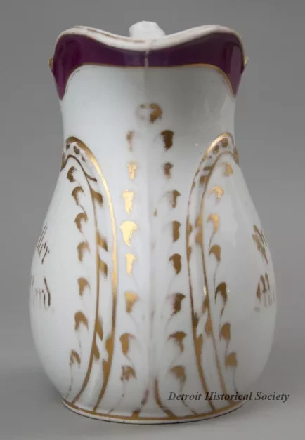 Pitcher, Water
