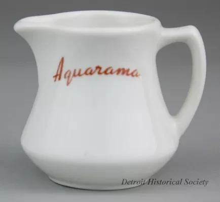 Pitcher, Cream