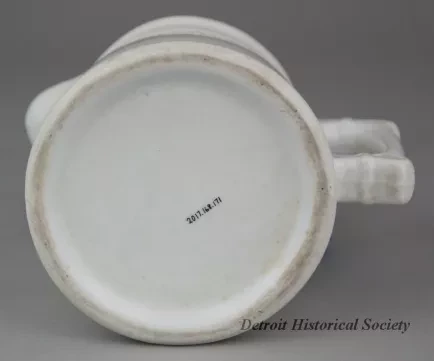 Pitcher, Water
