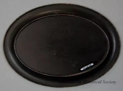 Tray, Money