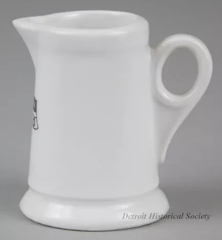Pitcher, Cream