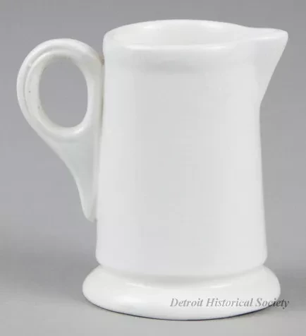 Pitcher, Cream