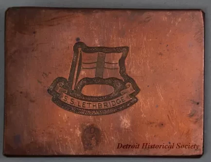 Plate, Insignia
