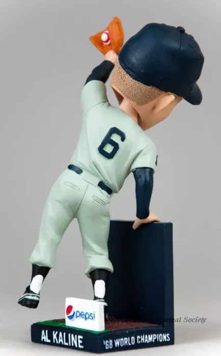 Statue
